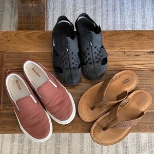 Boys sandals/slip ons